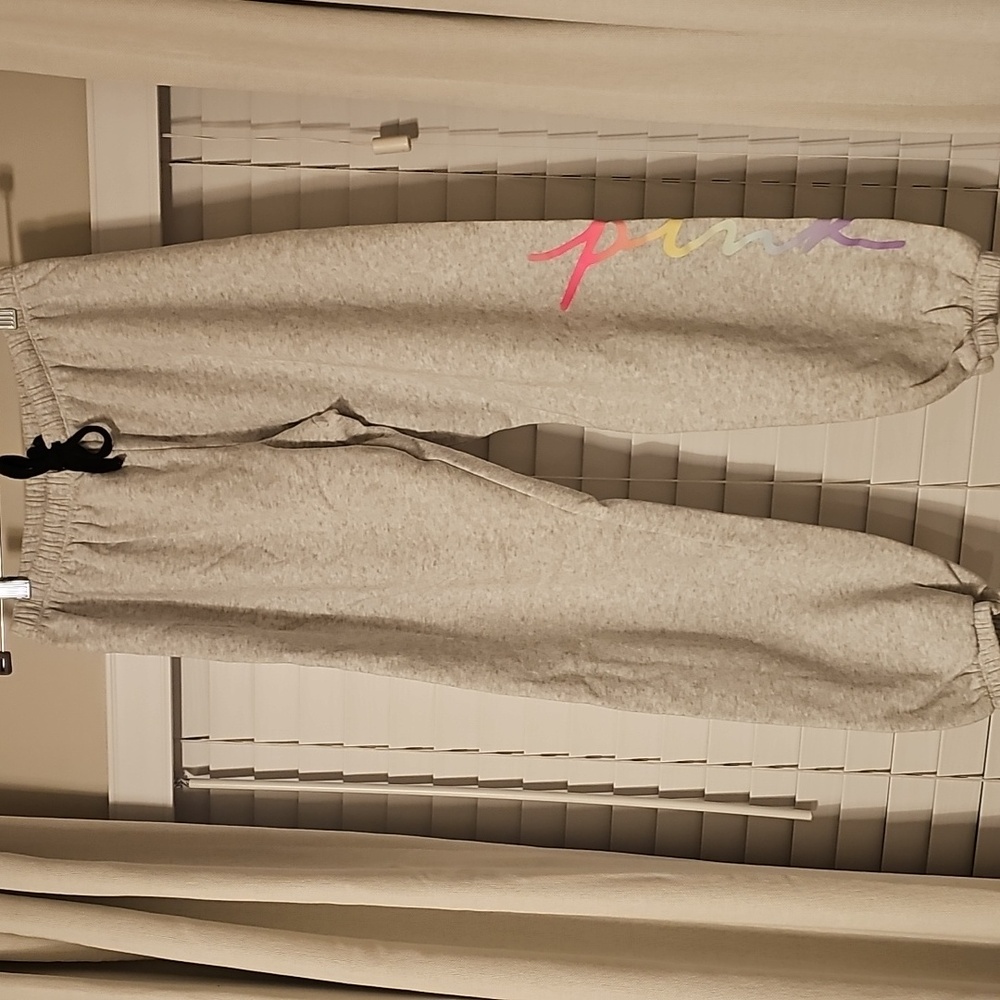PINK✨️✨️✨️ sweat pants size MED. - Picture 3 of 3